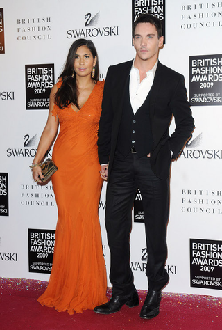 Illustration for article titled Get Ready To Swoon: The British Fashion Awards